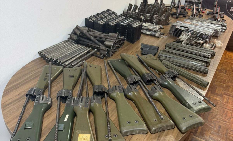 PCPR intercepta carga de drogas e arsenal de armas avaliadas em R$ 22 milhões em Campo Largo