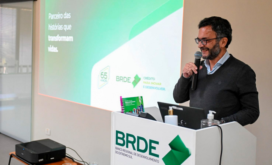 BRDE lança academia corporativa para fortalecer inovação, gestão do conhecimento e desenvolvimento regional