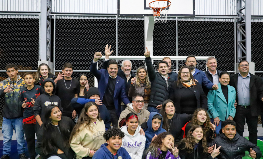 VICE ESCOLA PINHAIS
