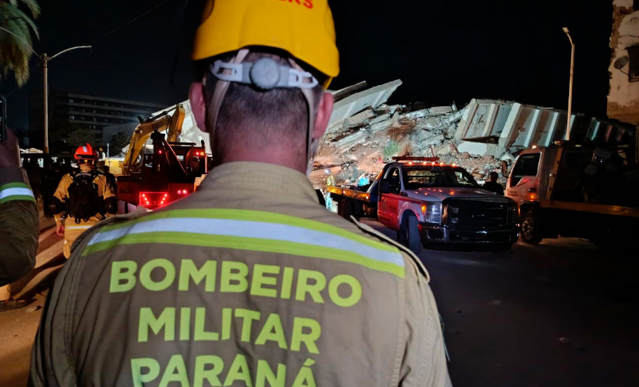 Equipes do Brasil atuam contra o tempo para localizar sobreviventes na Venezuela