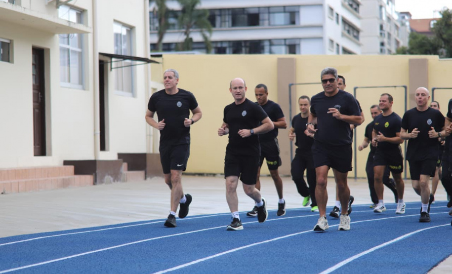 PMPR inaugura pista de atletismo com padrão internacional e investimento de R$ 1,4 milhão