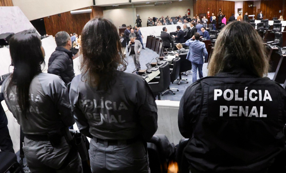 Aprovado projeto de lei que promove isonomia da Polícia Penal do Paraná com demais forças de segurança