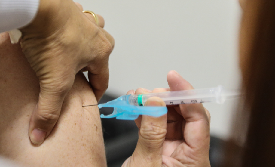 Paraná fortalece vacinação e amplia proteção da população com mais de 87 milhões de doses aplicadas
