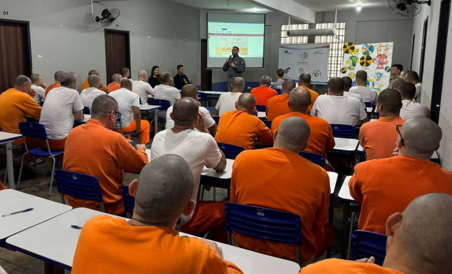 Aula Magna do Projeto A Liberdade Tem Asas leva ensino superior a mais de 400 apenados no Paraná