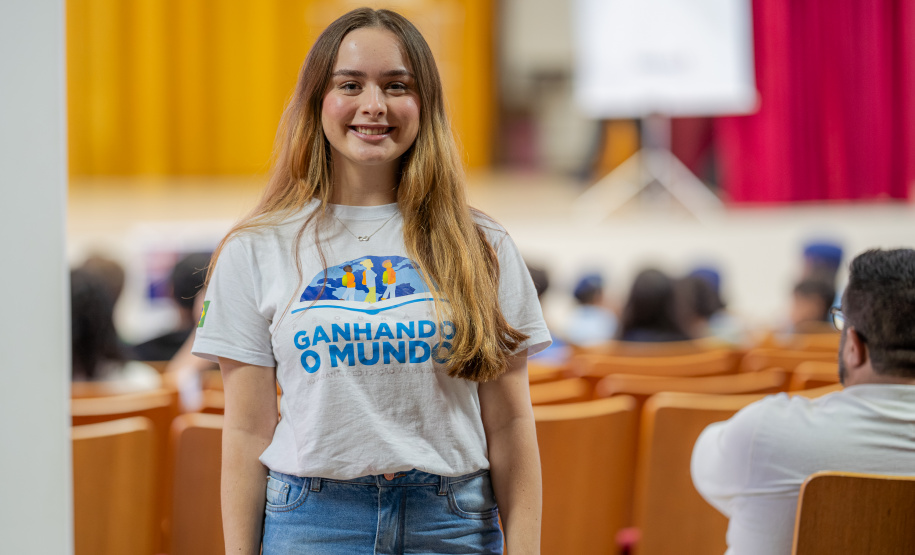 Evento reúne antigos e futuros intercambistas do Ganhando o Mundo em Ponta Grossa