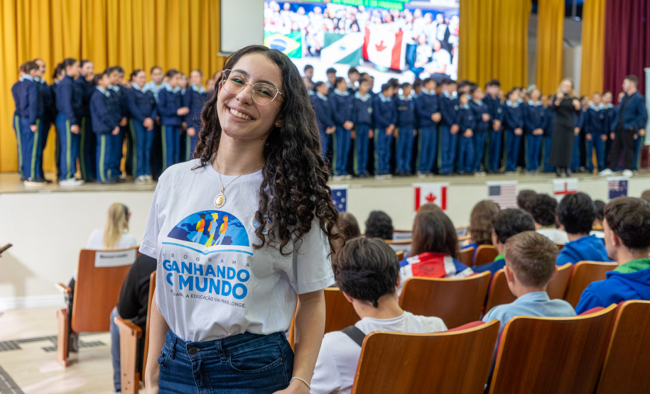 Evento reúne antigos e futuros intercambistas do Ganhando o Mundo em Ponta Grossa
