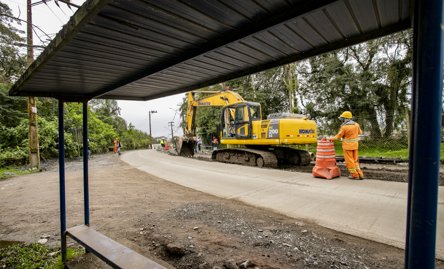 Obras de pavimentação em concreto em Antonina ultrapassam 90% de execução