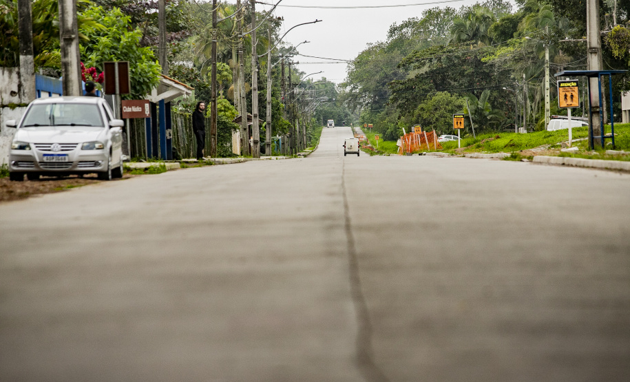 Obras de pavimentação em concreto em Antonina ultrapassam 90% de execução