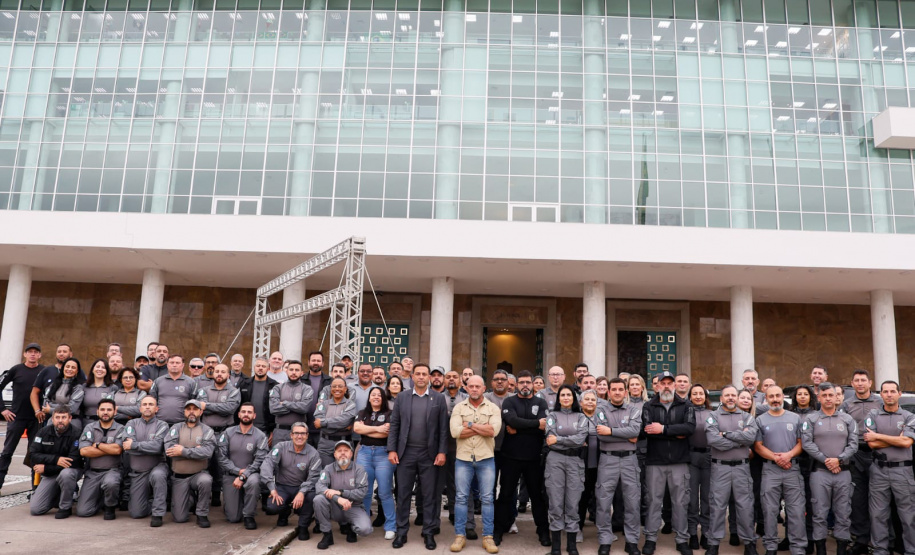 Governo do Paraná sanciona lei que promove isonomia da Polícia Penal com demais forças de segurança