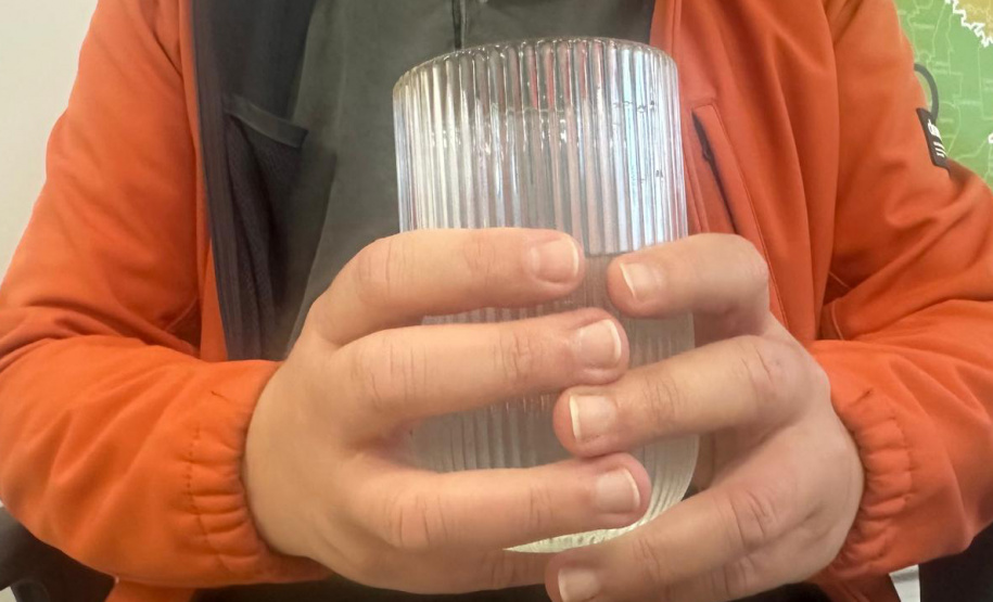 Saúde orienta que beber pouca água no frio pode desencadear doenças renais e até agravar doenças respiratórias