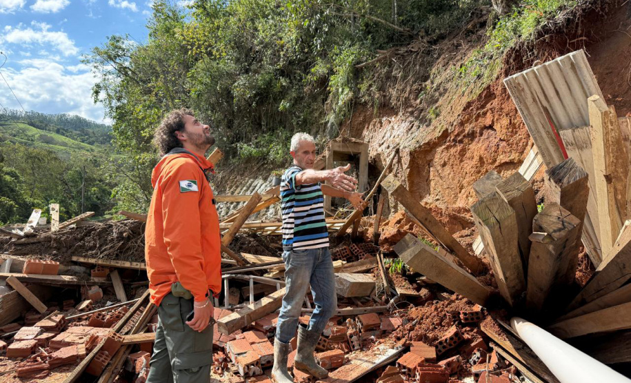 DEFESA CIVIL - Estado, União e municípios iniciam força-tarefa no levantamento de danos em Cerro Azul e Adrianópolis