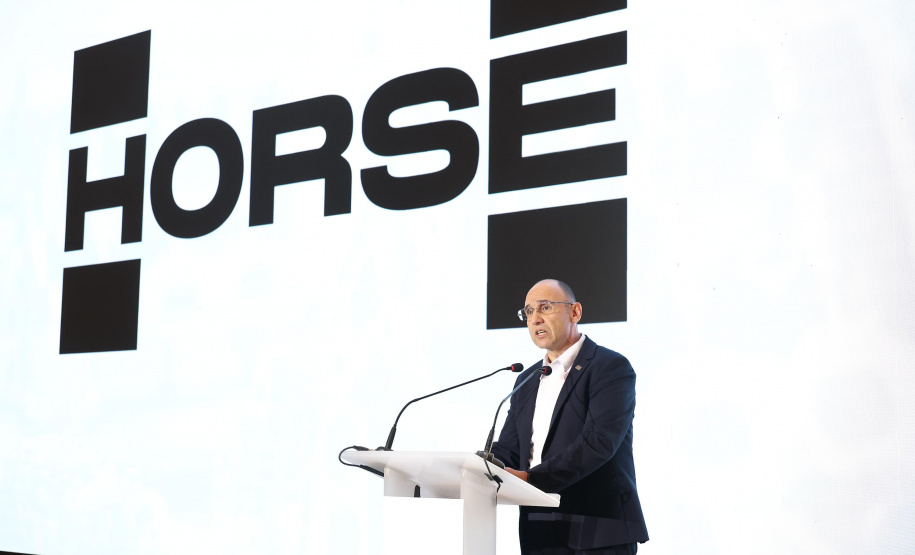 HORSE POWERTRAIN VICE