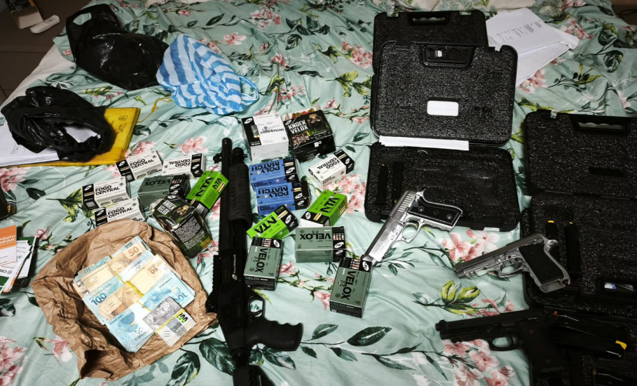 PCPR apreende R$ 48 mil, veículos, embarcações e armas em operação contra fraude milionária