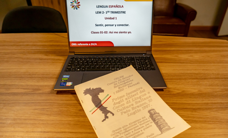 Do papel ao digital: Celem completa 40 anos transformando vidas com o ensino gratuito de idiomas