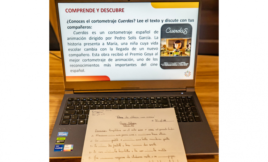 Do papel ao digital: Celem completa 40 anos transformando vidas com o ensino gratuito de idiomas