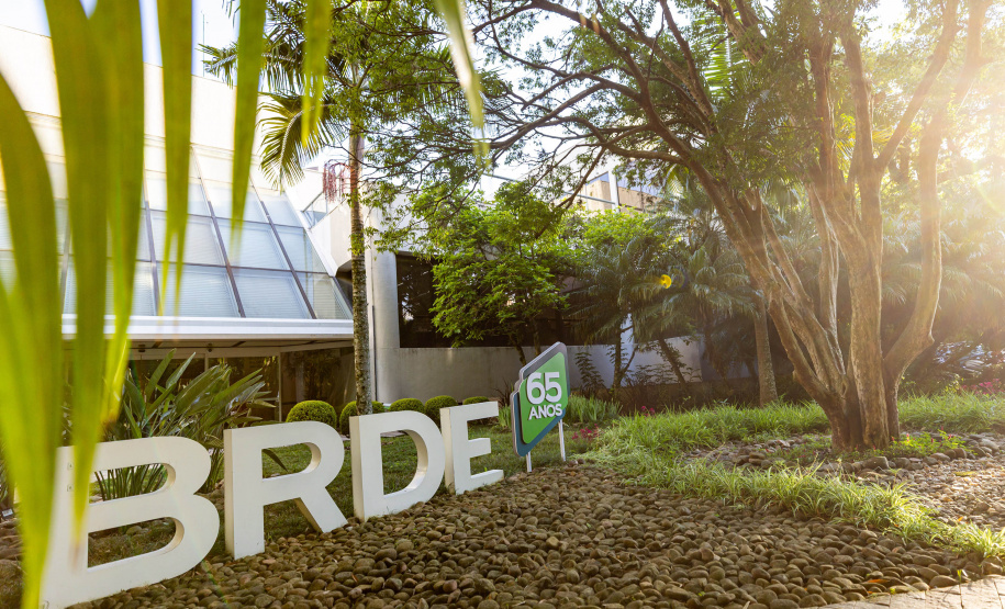 BRDE destina R$ 95 milhões para apoiar projetos de inovação no Paraná