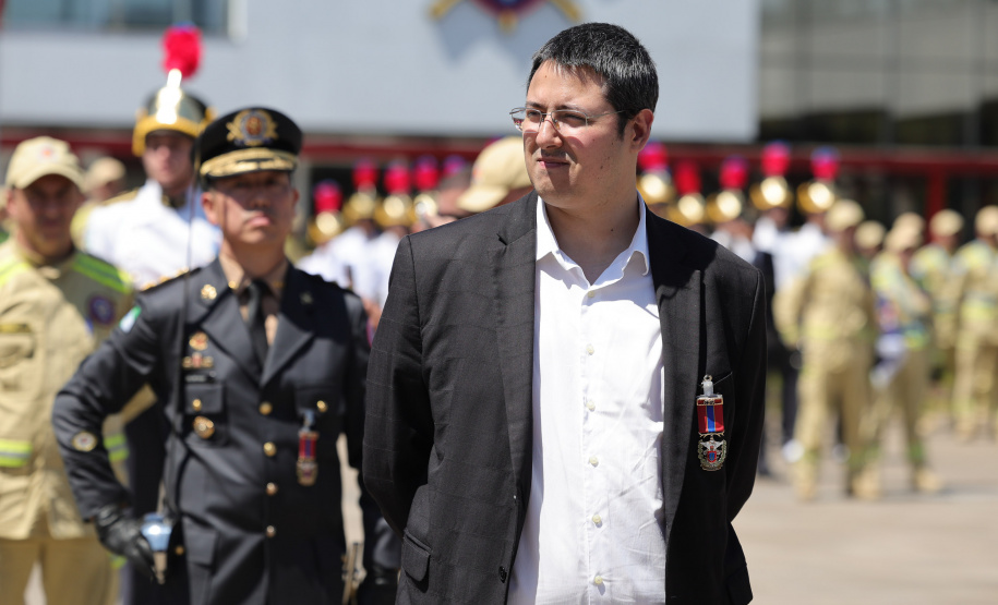 O governador Darci Piana participou nesta quinta-feira (8) do Aniversario bombeiros no Guatupê