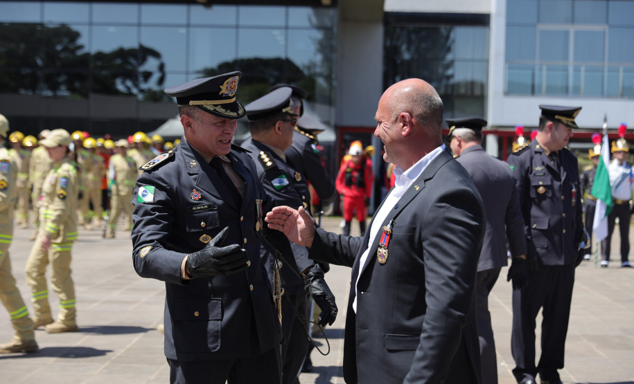 O governador Darci Piana participou nesta quinta-feira (8) do Aniversario bombeiros no Guatupê