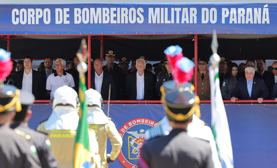 O governador Darci Piana participou nesta quinta-feira (8) do Aniversario bombeiros no Guatupê