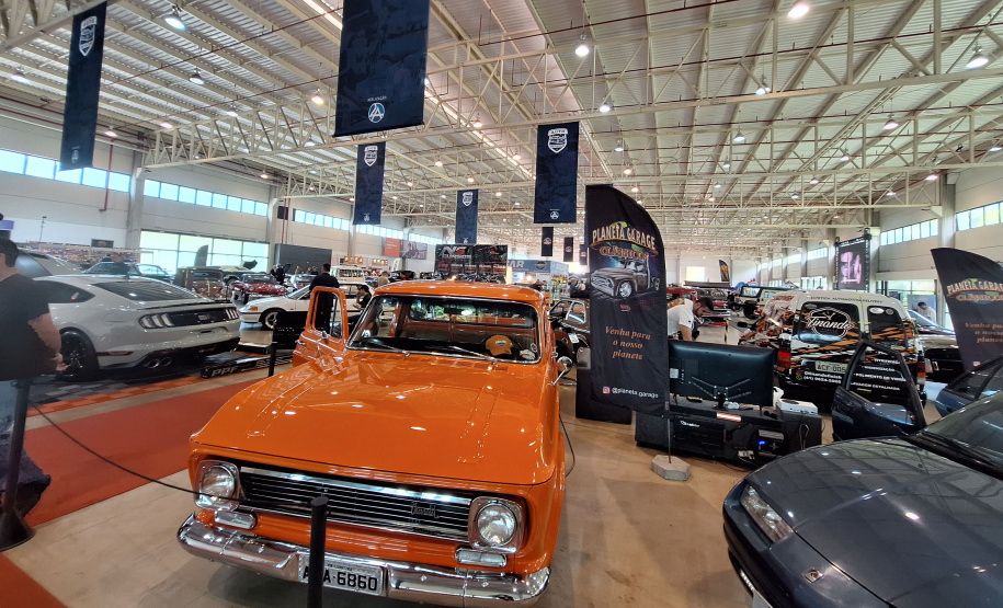 VIAJE PARANÁ - Old & Low Car Curitiba movimenta turismo e espera receber mais de 2 0 mil visitantes