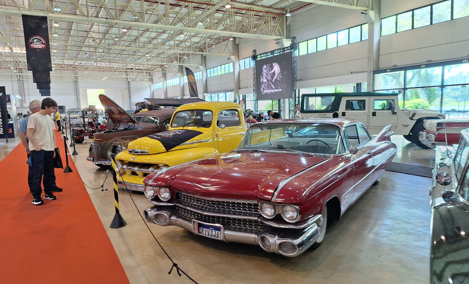 VIAJE PARANÁ - Old & Low Car Curitiba movimenta turismo e espera receber mais de 2 0 mil visitantes