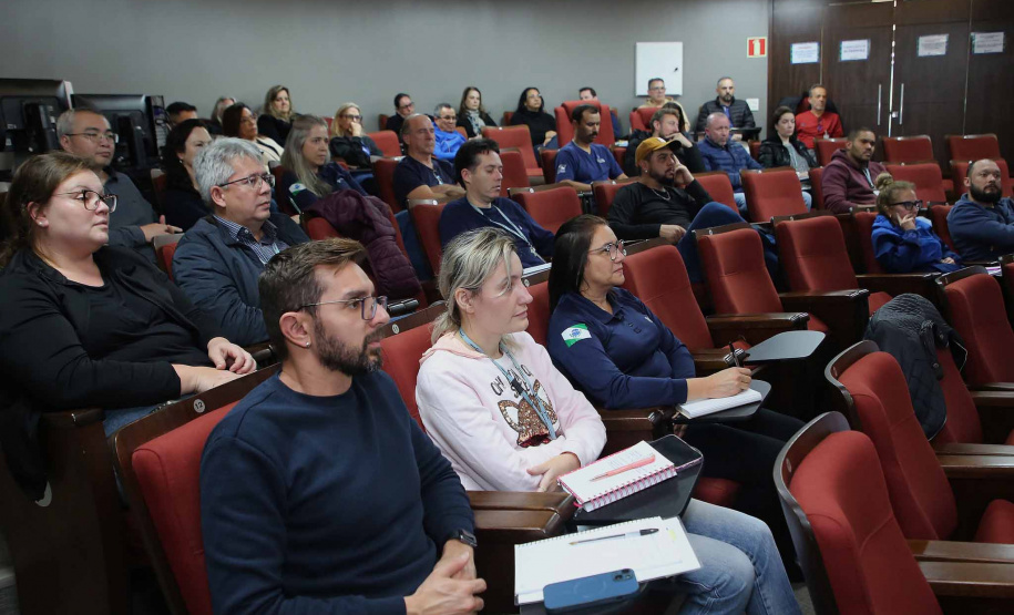 Detran-PR capacita 82 agentes de trânsito com curso inédito