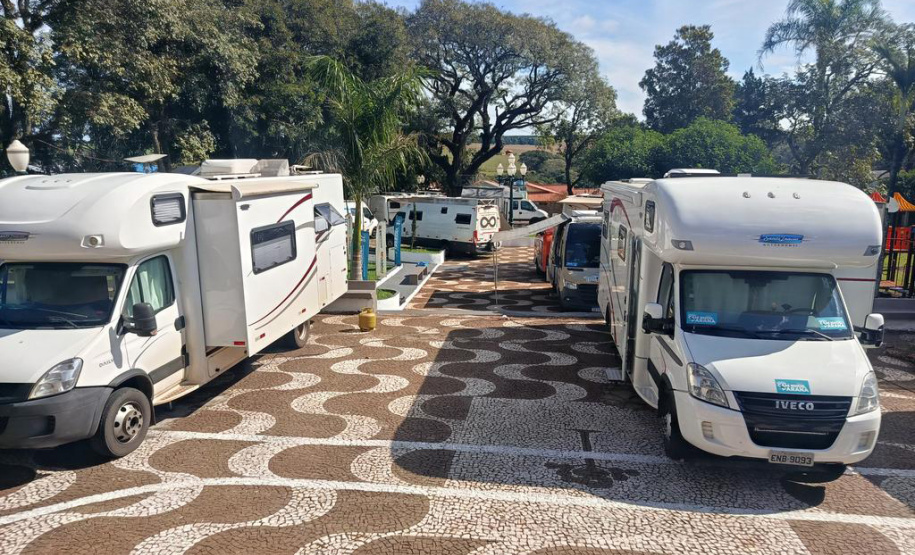 VIAJE PARANÁ - Até dezembro, caravanistas em trailers e motorhomes movimentam a economia de mais 40 municípios