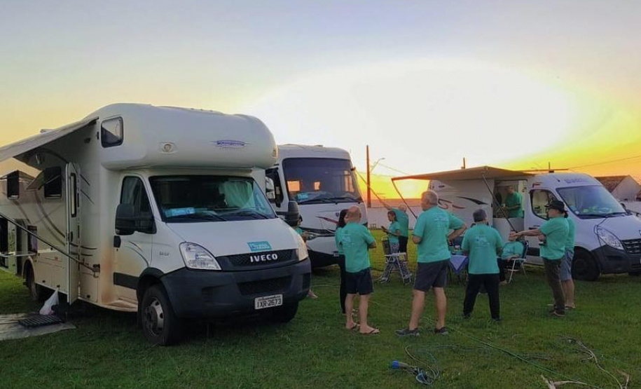 VIAJE PARANÁ - Até dezembro, caravanistas em trailers e motorhomes movimentam a economia de mais 40 municípios
