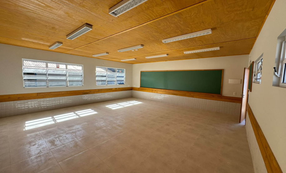 Sala de madeira