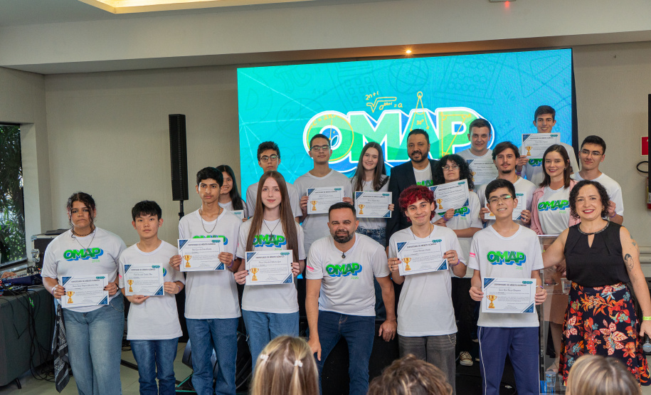 Estudantes da rede estadual participam de imersão preparatória para Olimpíada Brasileira de Matemática