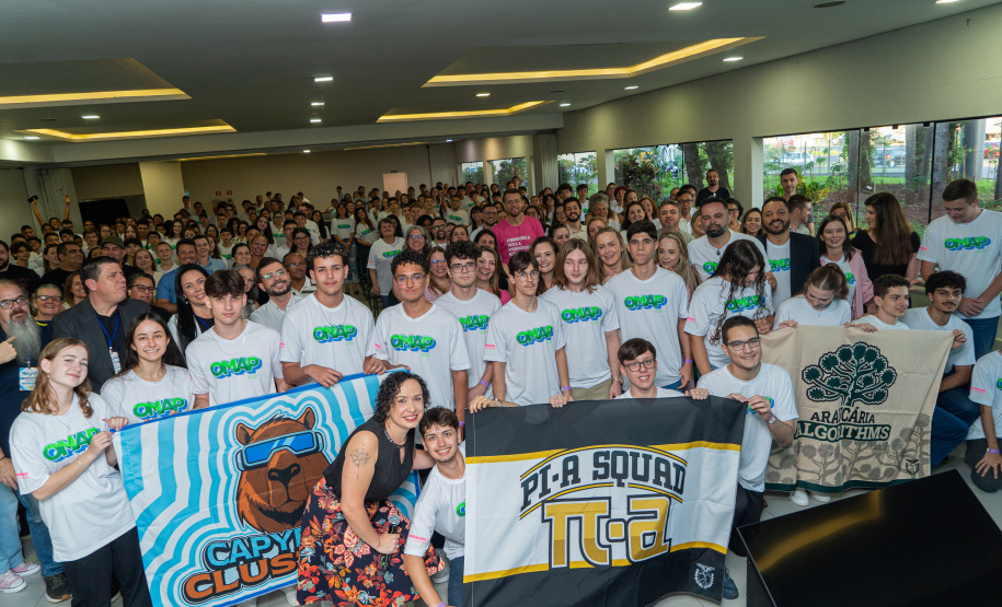 Estudantes da rede estadual participam de imersão preparatória para Olimpíada Brasileira de Matemática