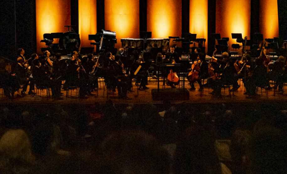 Orquestra Sinfônica do Paraná homenageia Roberto Tibiriçá em concerto que antecede apresentações na China