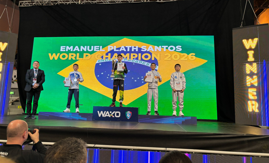 Atleta patrocinado pela Sanepar conquista ouro inédito no Mundial de Kickboxing