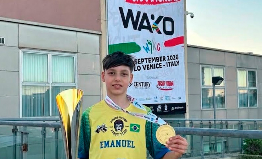 Atleta patrocinado pela Sanepar conquista ouro inédito no Mundial de Kickboxing