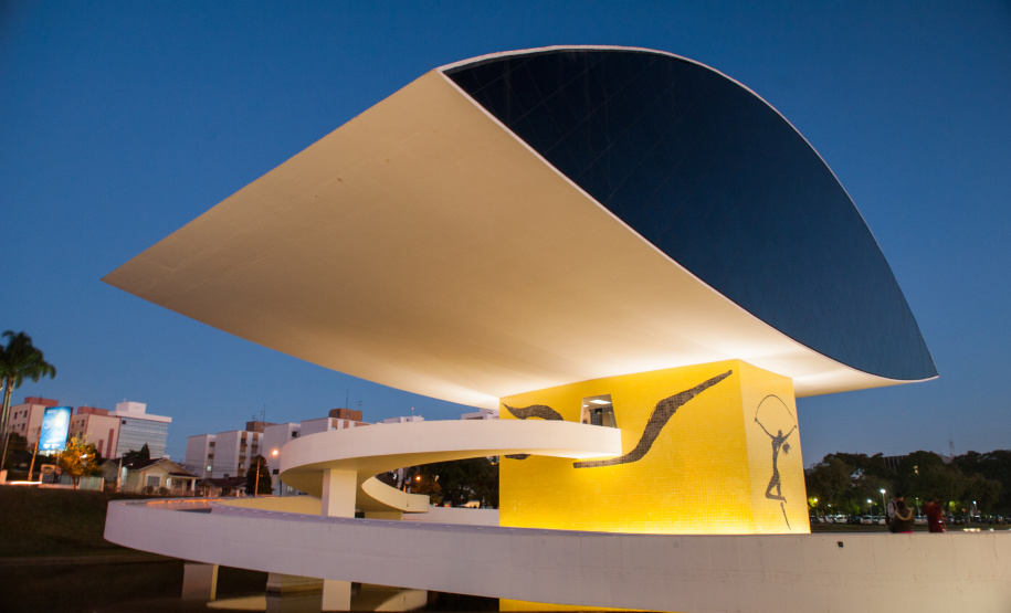 Museu Oscar Niemeyer funcionará normalmente durante feriados de novembro