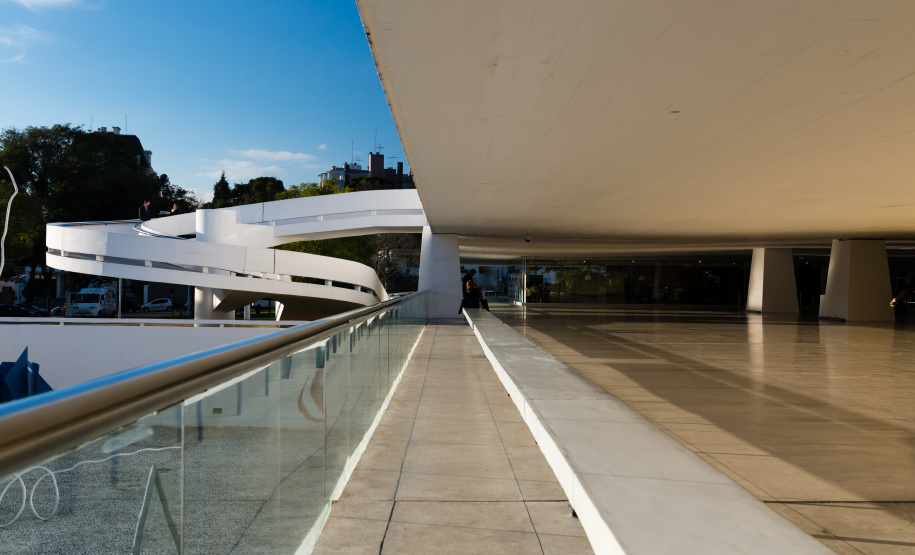 Museu Oscar Niemeyer funcionará normalmente durante feriados de novembro