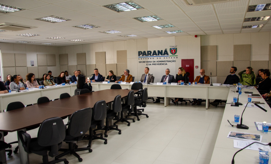 Estado avança na regularização fundiária da Vila Tiradentes, em Curitiba