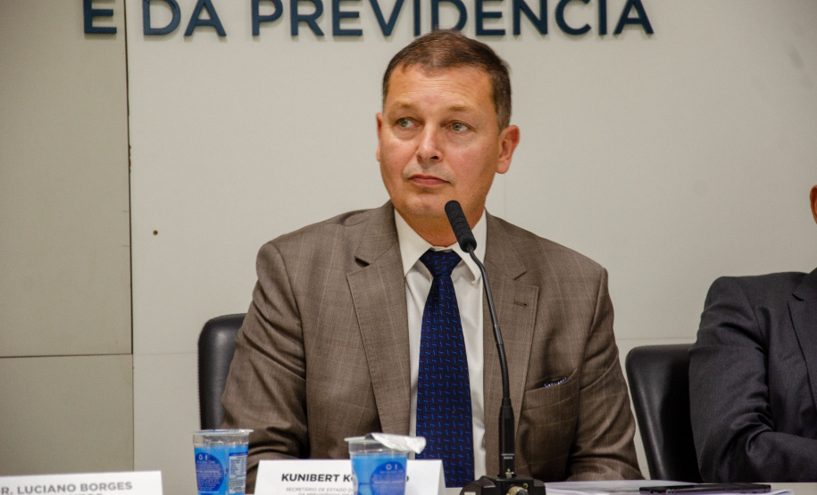 Estado avança na regularização fundiária da Vila Tiradentes, em Curitiba