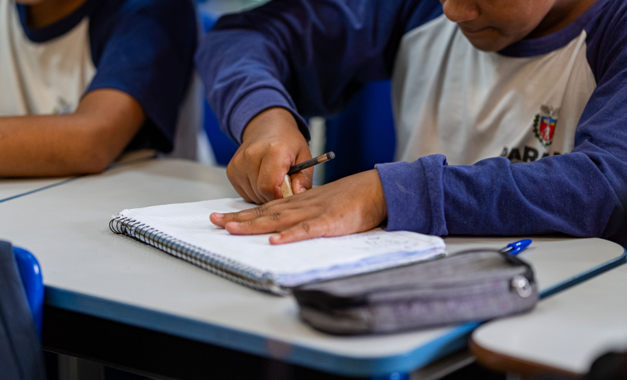 Enem 2026: alunos devem optar por inglês ou espanhol até domingo