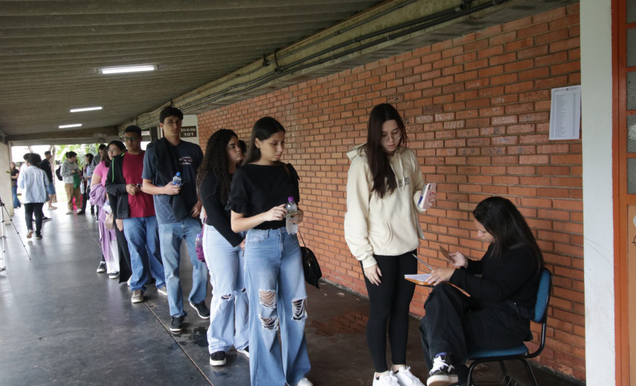Vestibular 2027 da UEL tem provas no final de semana em Londrina para 18.486 candidatos