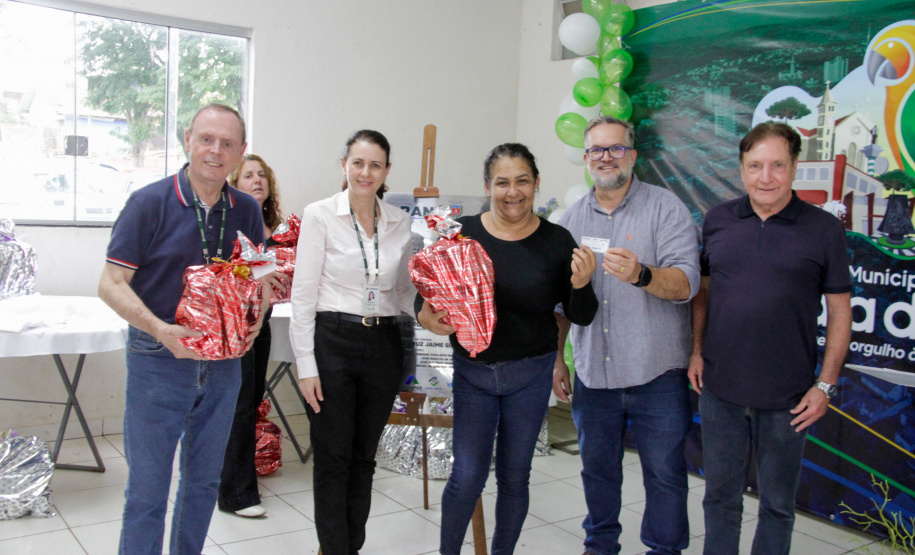 Entrega de casas do programa Vida Nova em Jandaia do Sul