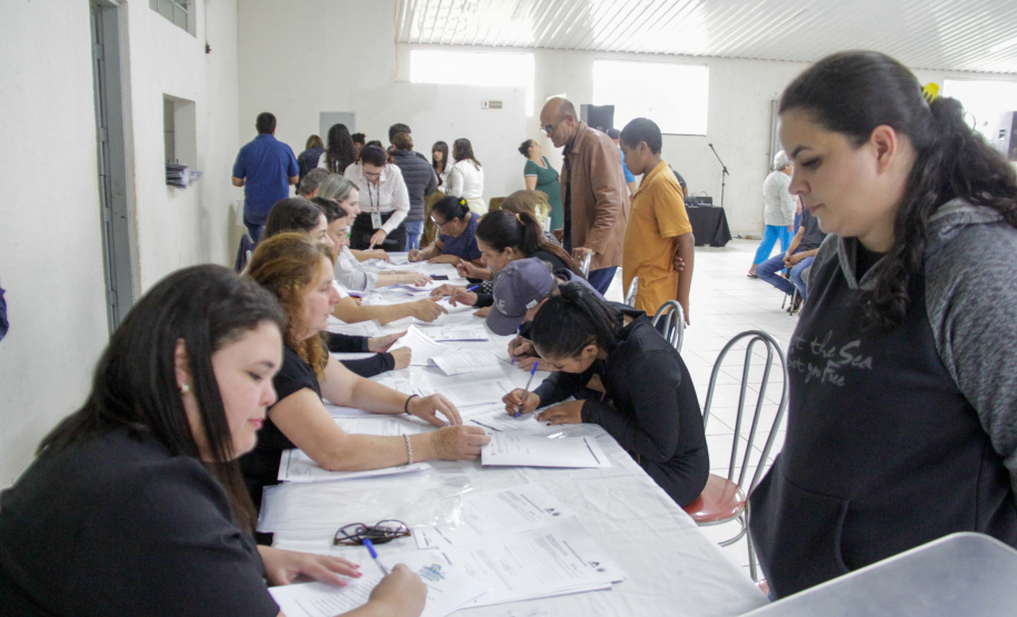 Entrega de casas do programa Vida Nova em Jandaia do Sul