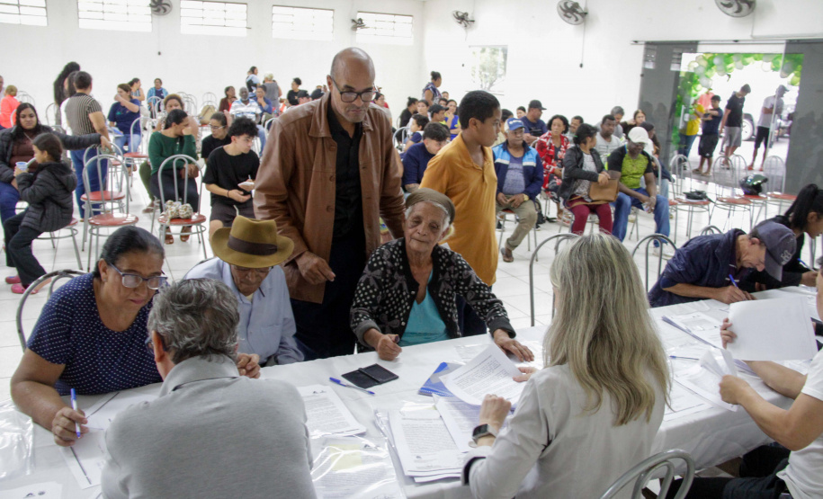 Entrega de casas do programa Vida Nova em Jandaia do Sul