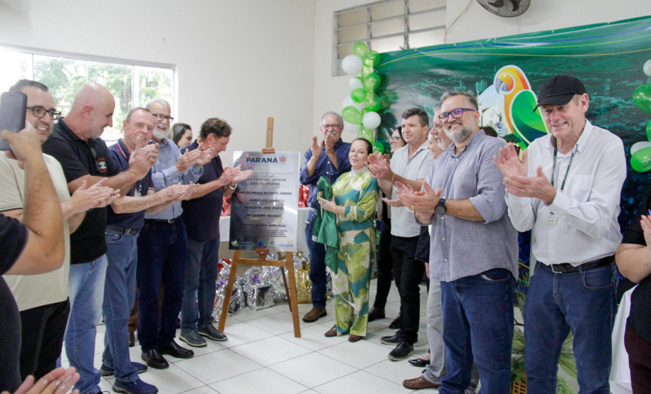 Entrega de casas do programa Vida Nova em Jandaia do Sul