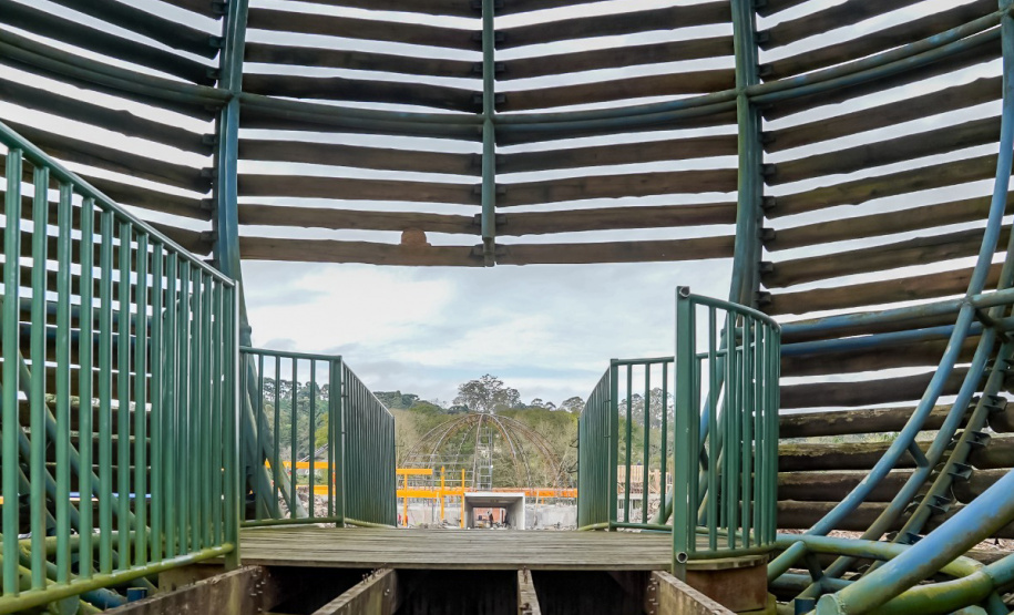 Obra do planetário em Pinhais entra em nova fase prestes a receber tecnologia alemã de última geração