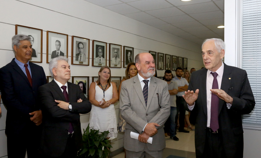 Transmissão de cargo na Secretaria da Administração e Previdência. Sai Fernando Ghignone e entre Reinhold Stephanes.  -  Curitiba, 02/01/2019  -  Foto: Jaelson Lucas/ANPr