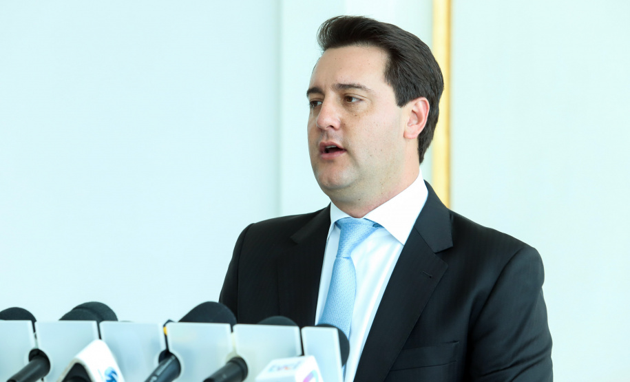 Governador Carlos Massa Ratinho Junior durante a primeira reunião de trabalho com a equipe de secretários de Estado. - Curitiba, 02/01/2019 - Foto: Rodrigo Félix Leal