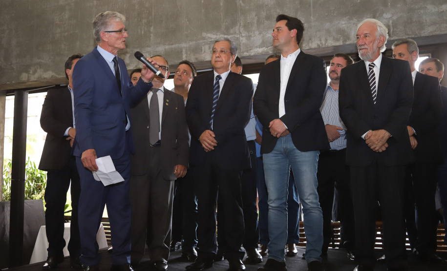 Governador Carlos Massa Ratinho Junior participa da posse do secretário da Agricultura e Abastecimento, Norberto Ortigara.  -  Curitiba, 03/01/2018  -  Foto: Rodrigo Félix Leal