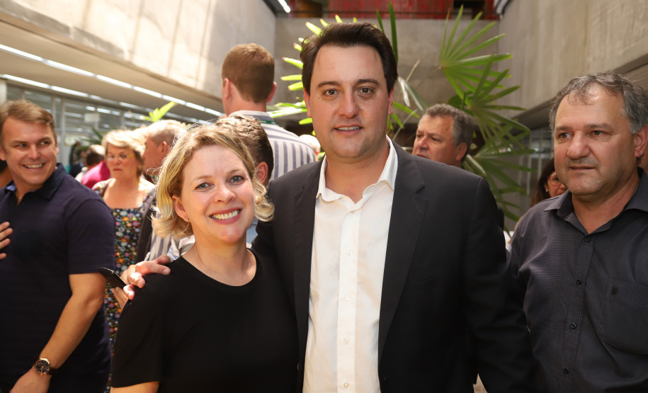 Governador Carlos Massa Ratinho Junior participa da posse do secretário da Agricultura e Abastecimento, Norberto Ortigara.  -  Curitiba, 03/01/2018  -  Foto: Rodrigo Félix Leal