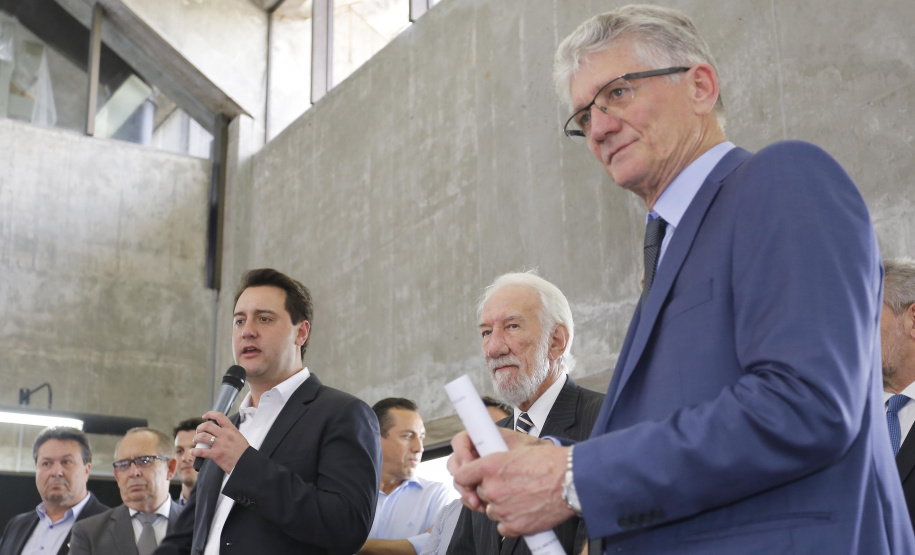 Governador Carlos Massa Ratinho Junior participa da posse do secretário da Agricultura e Abastecimento, Norberto Ortigara.  -  Curitiba, 03/01/2018 . - Foto: Arnaldo Alves / ANPr.